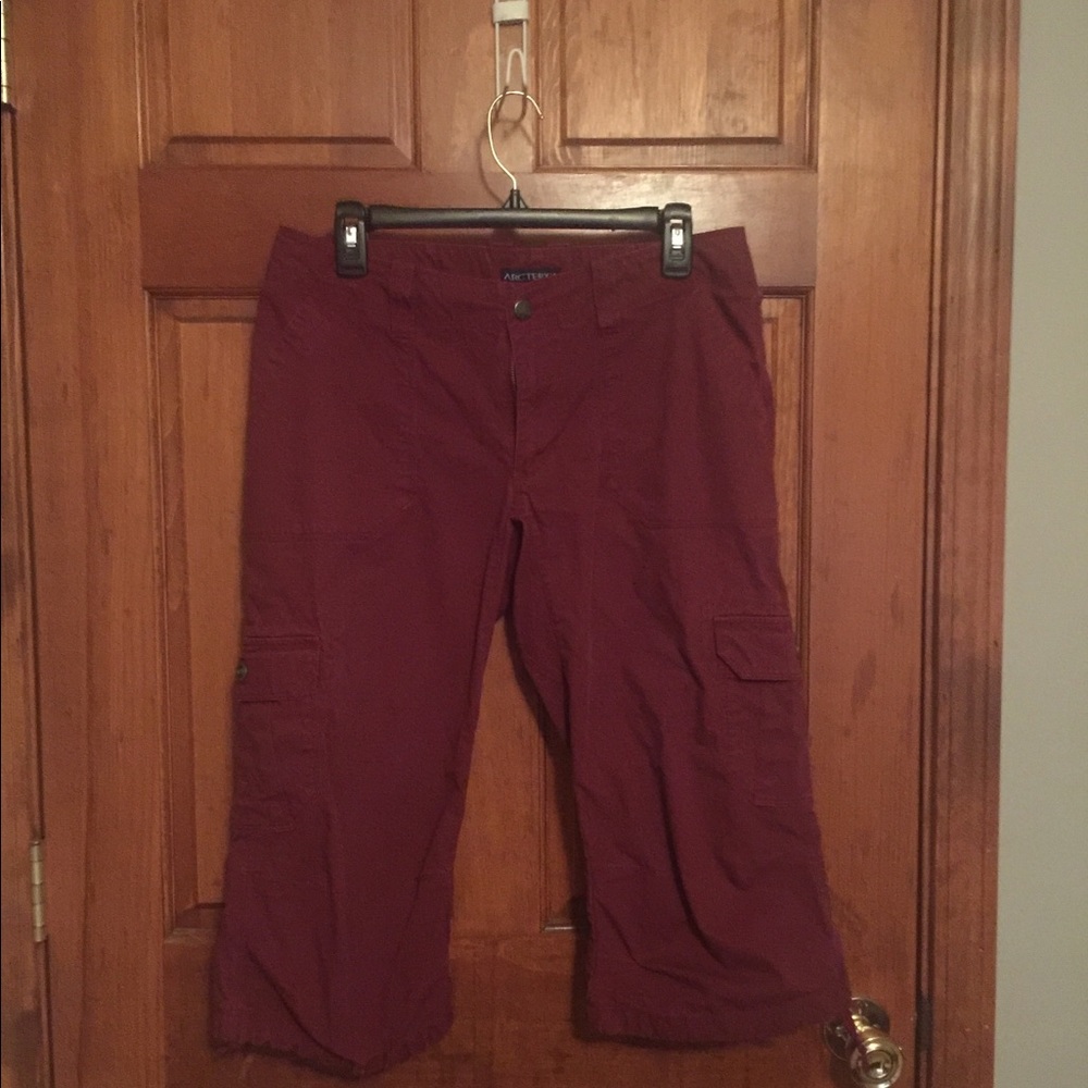 Arc’teryx women’s cargo Capris